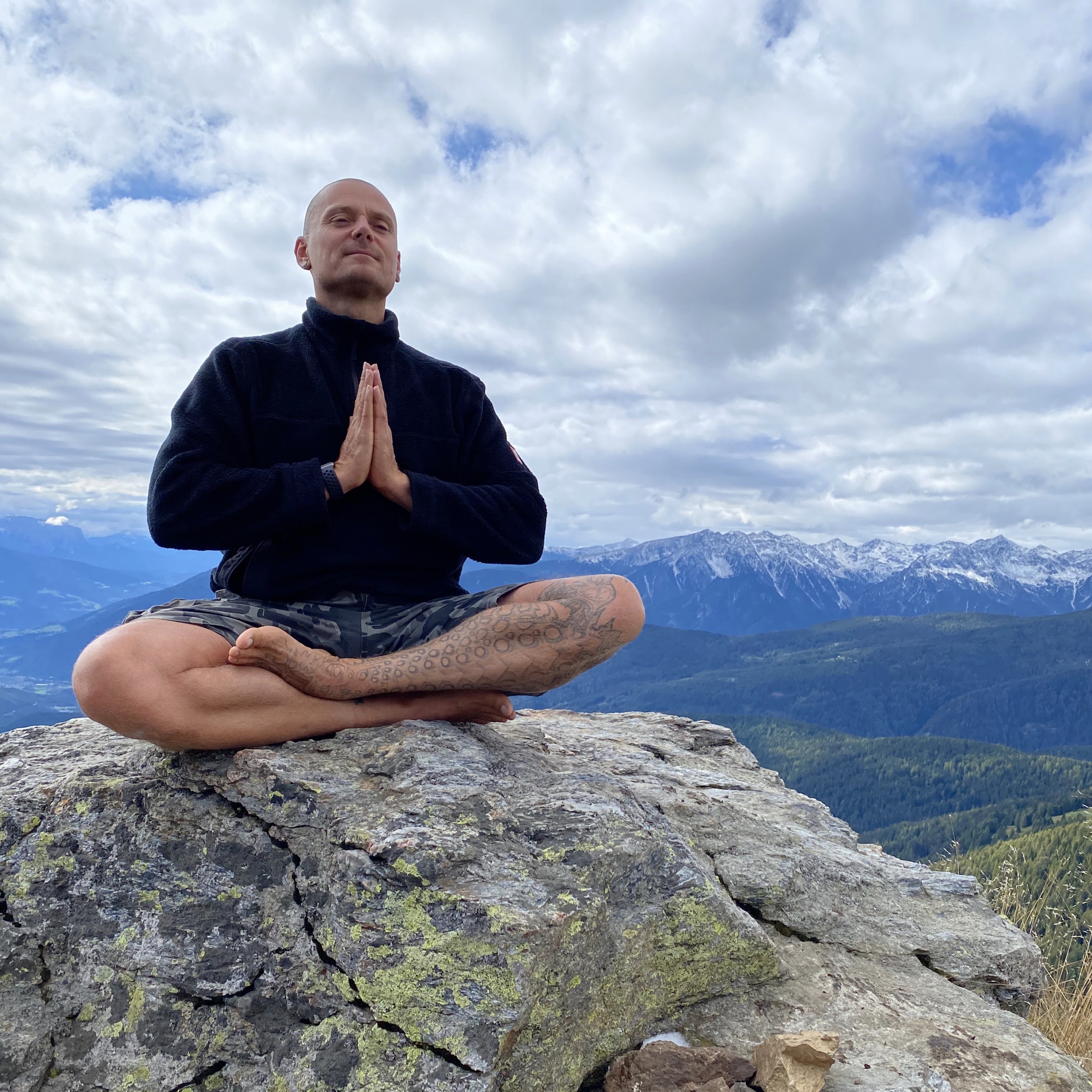 Simon Geiger Yoga jeden Tag seit 2018